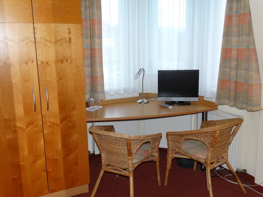 Hotel Sonne - Haus 2 Idstein Habitación foto